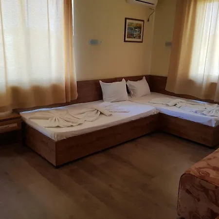 Guest house Vladimirov Primorsko