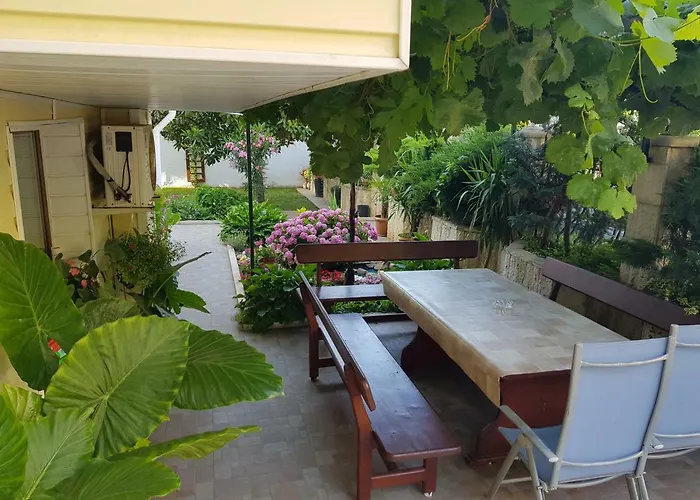 Vladimirov 2* Primorsko